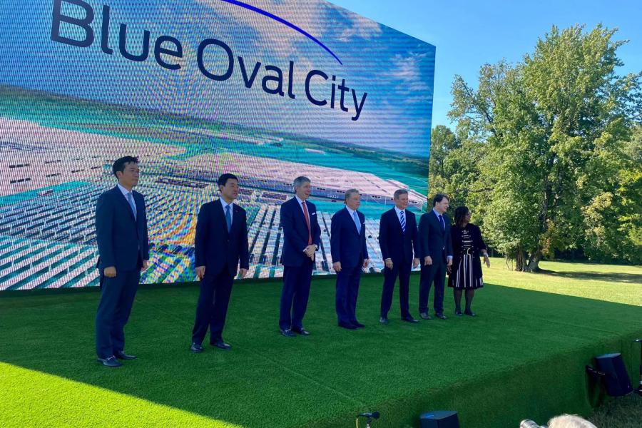 Officials with Ford, SK Innovation, and the state of Tennessee at the Blue Oval City announcement in September 2021