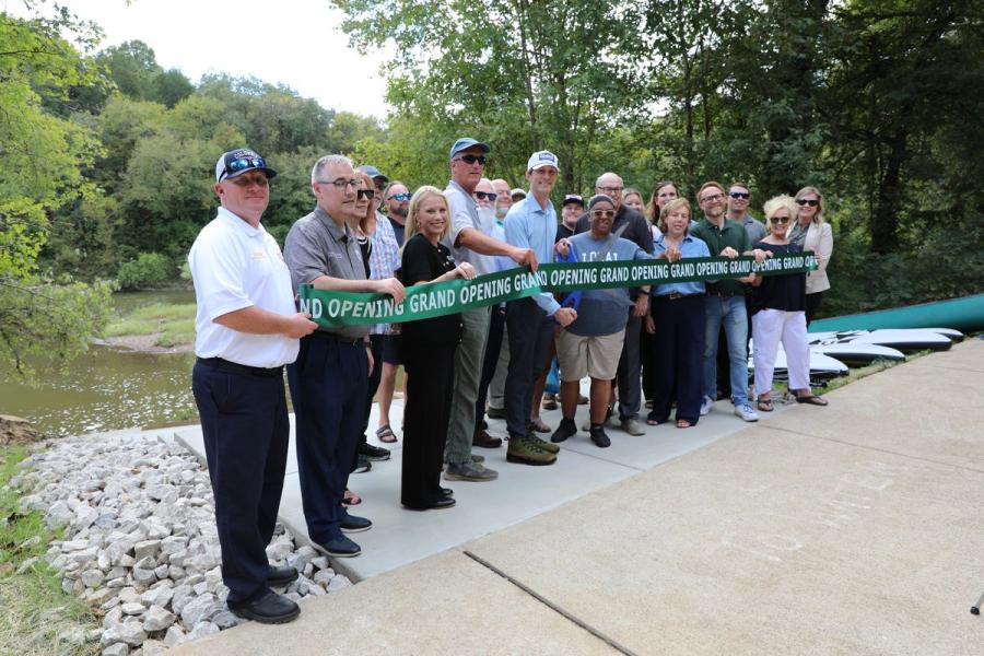 Columbia river access point ribbon cutting