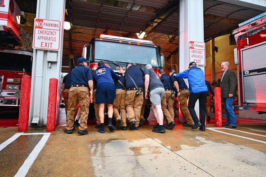 East Ridge Push in Ceremony