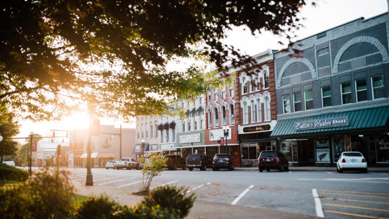 Downtown Paris TN