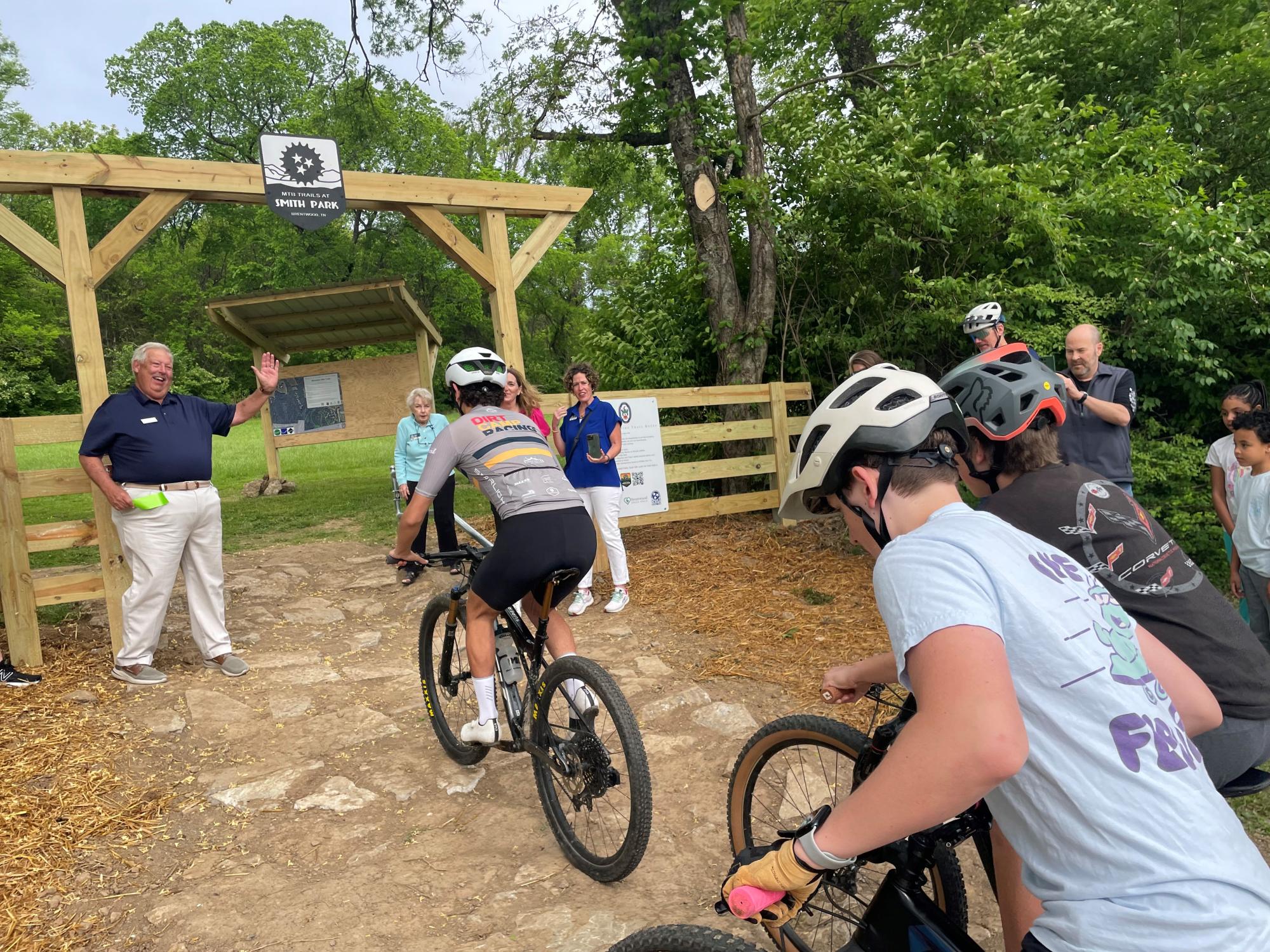 Brentwood opens new mountain bike trail at Smith Park | Tennessee Town ...